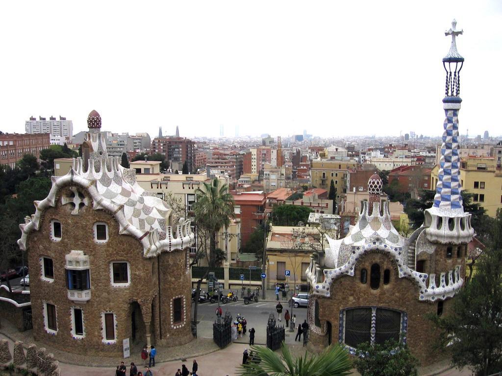 Atic Gaudi-Gracia Barcelona Exterior foto