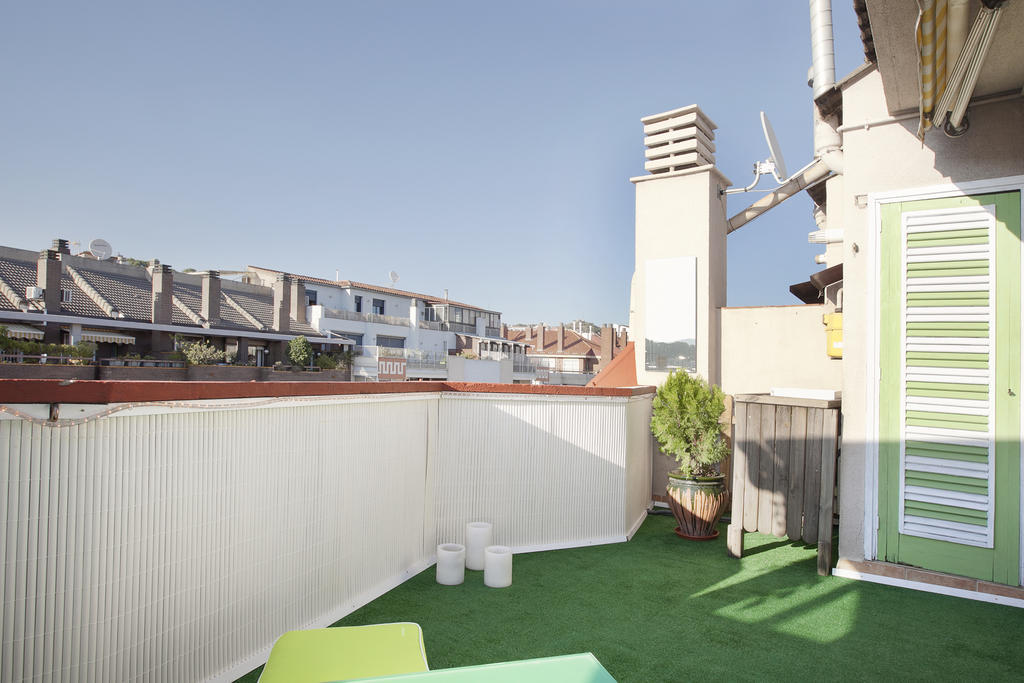 Atic Gaudi-Gracia Barcelona Exterior foto